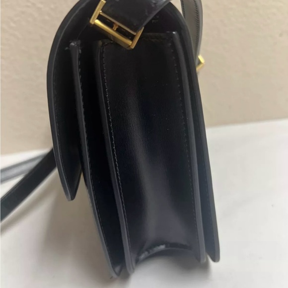 CELINE Shoulder Bag Crossbody Convertible Black Leather - Picture 6 of 16